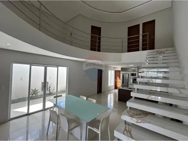 Imagem: Casa Luar da Barra Remax