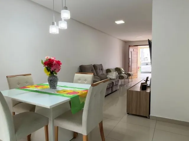 Imagem: Casa Residencial para Venda em Condomínio