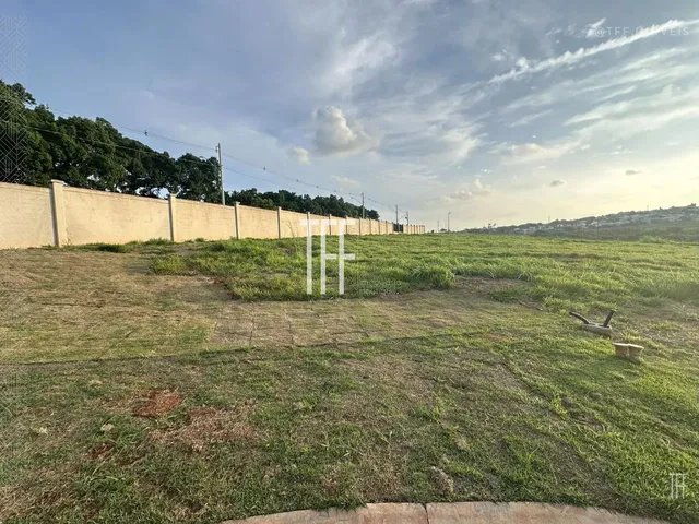Imagem: Terreno a Venda no Condomínio Ville Sainte