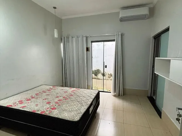 Imagem 8: Alugo Casa Completa Toda Projetada e Mobiliada com 3 Suítes Piscina 2 Vagas de Garagem