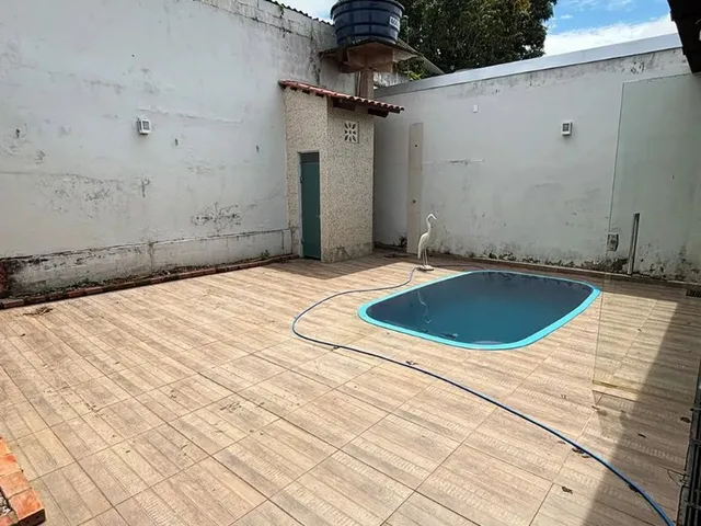 Imagem 4: Alugo Casa Completa Toda Projetada e Mobiliada com 3 Suítes Piscina 2 Vagas de Garagem