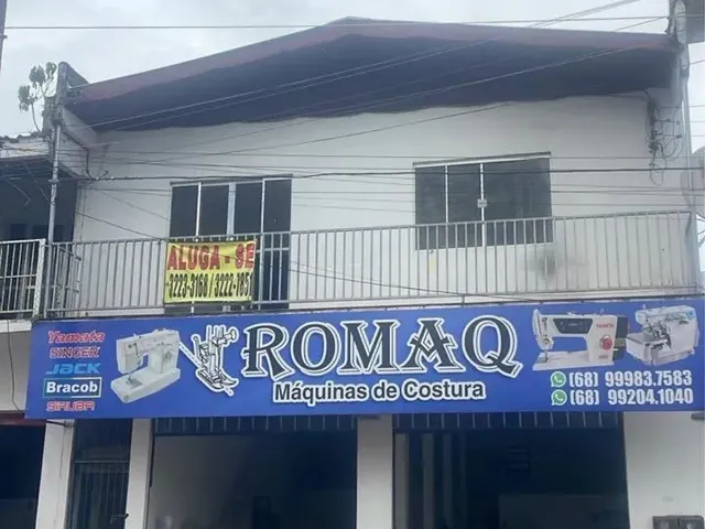 Imagem: O apartamento possui 1 Dormitório, 3 Banheiros e está