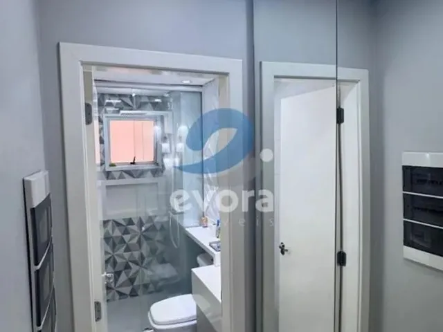 Imagem 10: Evora Vende Apartamento com 3 dormitórios