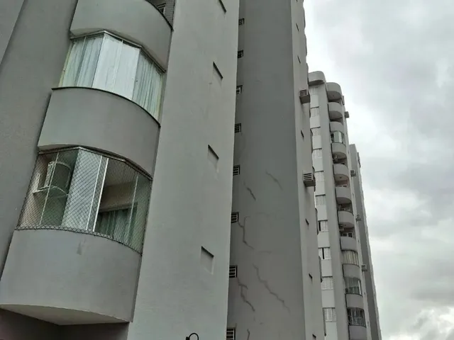 Imagem 6: Apartamento a Venda no Condomínio Edificio Bento Munhoz da Rocha Netto no Bairro Zona 07