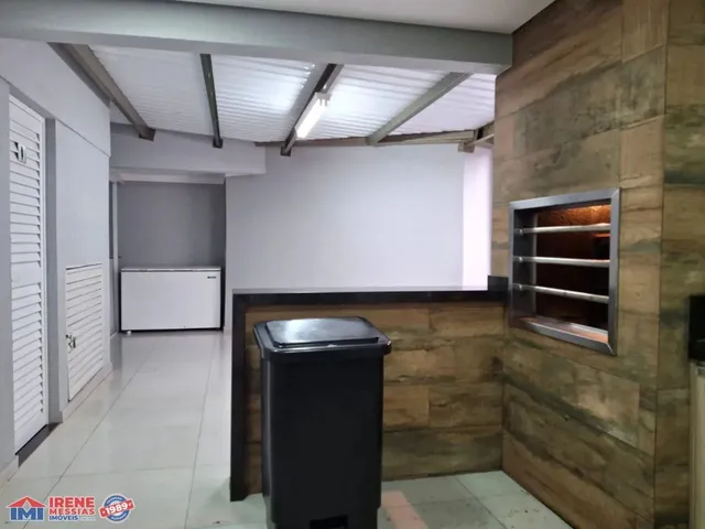 Imagem 8: Apartamento a Venda no Condomínio Edificio Bento Munhoz da Rocha Netto no Bairro Zona 07