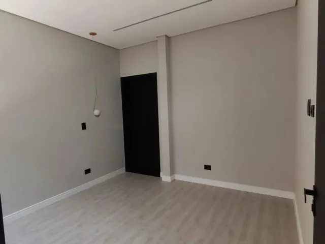 Imagem 15: Casa Nova À Venda no Jardim Espanha, Maringá - 3 Suítes, Piscina Aquecida, 200M²