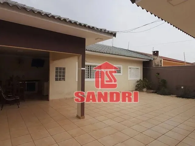 Imagem 2: Casa com 4 Dormitórios À Venda, 205 M² por R$ 850.000,00 - Parque das Grevíleas