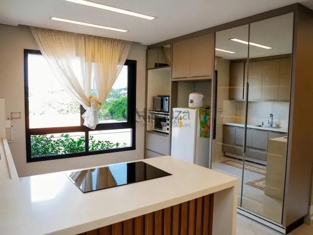 Imagem 8: Sobrado À Venda no Lago Parque com 364M² de Construção, Espaço Gourmet com Piscina