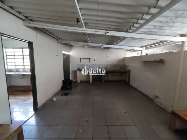 Imagem 12: Casa com 3 Quartos Sendo 1 Suíte Disponível para Venda no Bairro Segismundo Pereira Em