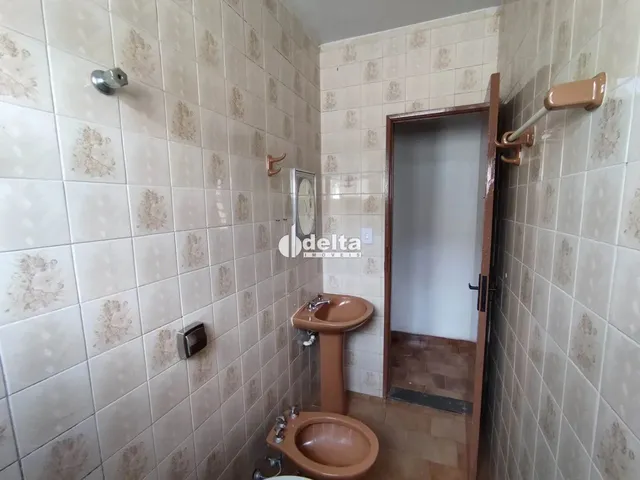 Imagem 8: Casa com 3 Quartos Sendo 1 Suíte Disponível para Venda no Bairro Segismundo Pereira Em