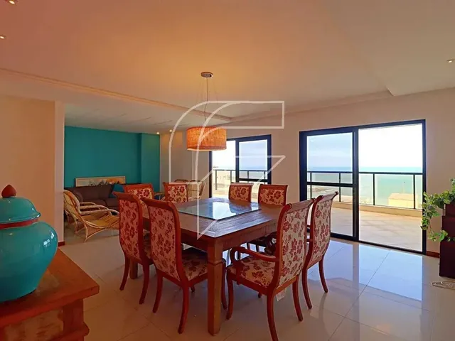 Imagem 8: Duplex para Venda Possui 200 Metros Quadrados com 4 Quartos em Centro - Guarapari - Es
