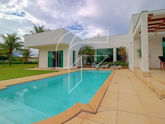 Imagem 14: Imóvel para Venda Possui 3300 Metros Quadrados com 3 Quartos em Nova Guarapari