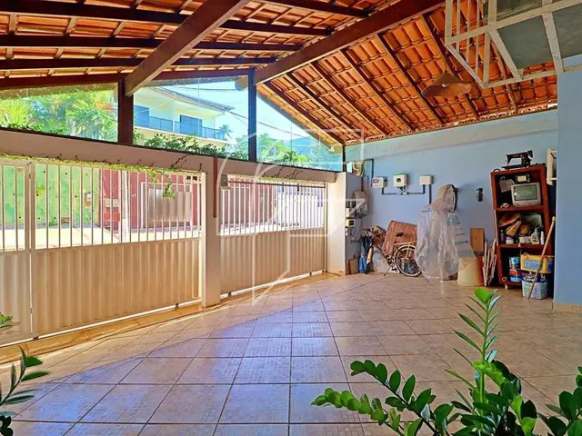 Imagem 9: Imóvel para Venda Possui 350 Metros Quadrados com 5 Quartos em Nova Guarapari - Guarapari