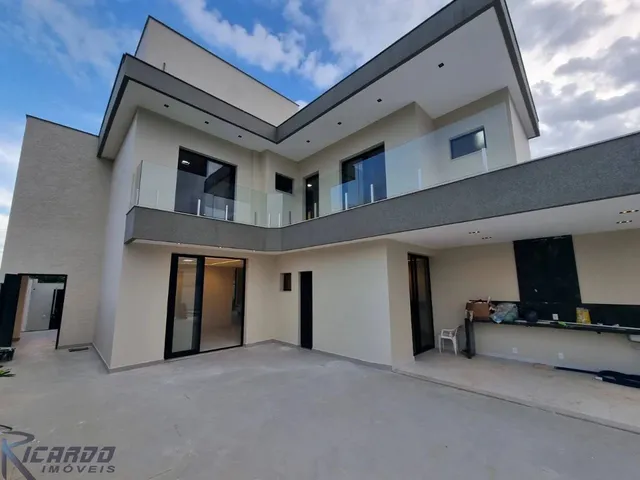 Imagem 8: Casa À Venda 4 Quartos / Suítes, Alto Padrão, Próximo a Praia do Morro, em Jardim Boa
