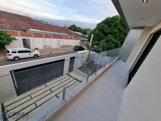 Imagem 3: Casa À Venda 4 Quartos / Suítes, Alto Padrão, Próximo a Praia do Morro, em Jardim Boa