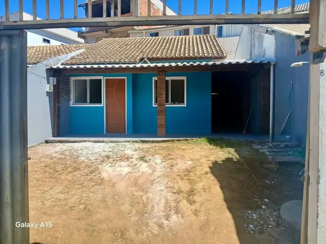 Imagem 1: Casa com 2 Quartos À Venda em Guarapari - Es