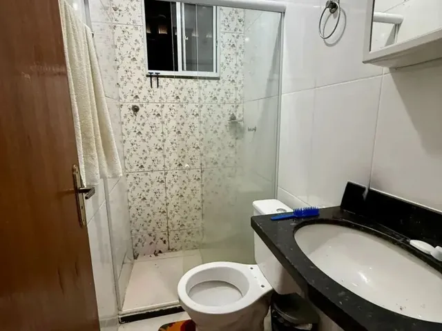 Imagem 2: Casa com 2 Quartos À Venda em Guarapari - Es