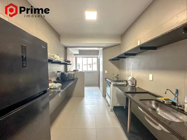 Imagem 3: Cobertura Triplex com Vista para o Mar, 5 Quartos, Piscina e Churrasqueira À Venda Na