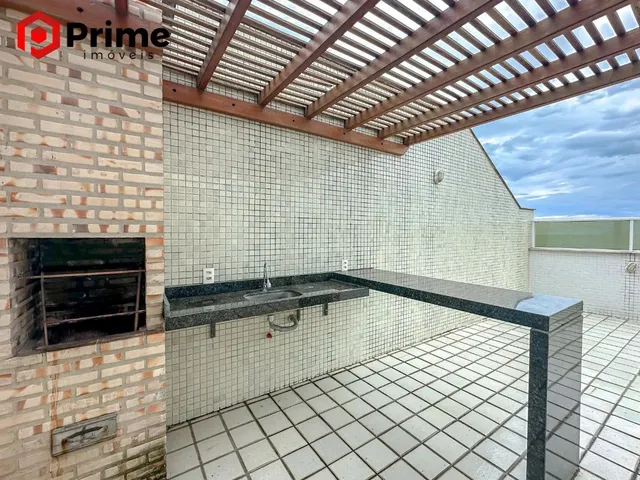 Imagem 2: Cobertura Triplex com Vista para o Mar, 5 Quartos, Piscina e Churrasqueira À Venda Na