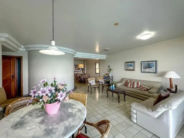 Imagem 6: Apartamento de 4 Quartos com Vista para o Mar À Venda no Centro de Guarapari/Es