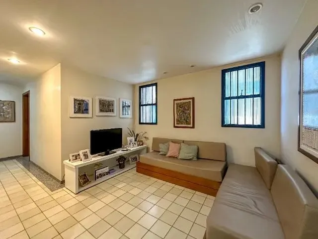 Imagem 15: Apartamento de 4 Quartos com Vista para o Mar À Venda no Centro de Guarapari/Es