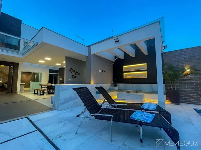 Imagem: Casa Alto Padrão na Praia do Morro, em