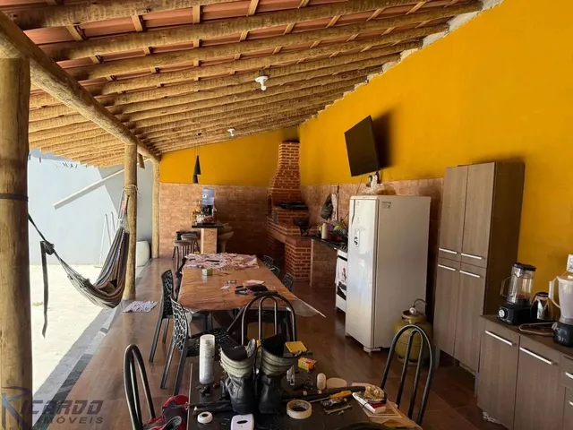 Imagem 13: Casa em Meaípe. Reformada e Ampliada. Próxima À Praia. 128 M2 com 3 Quartos, Suíte, 4