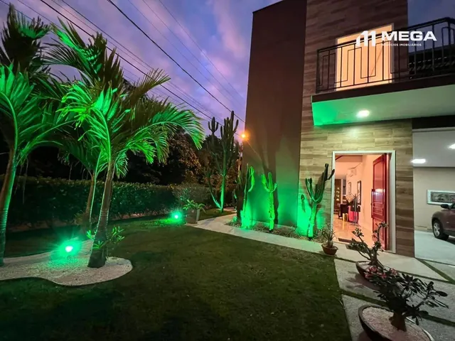 Imagem: Casa com 4 Dormitórios À Venda, 400 M²