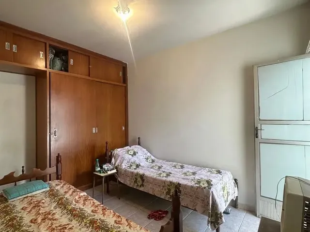 Imagem 9: Imóvel para Venda Possui 84 Metros Quadrados com 2 Quartos em Centro - Guarapari - Es