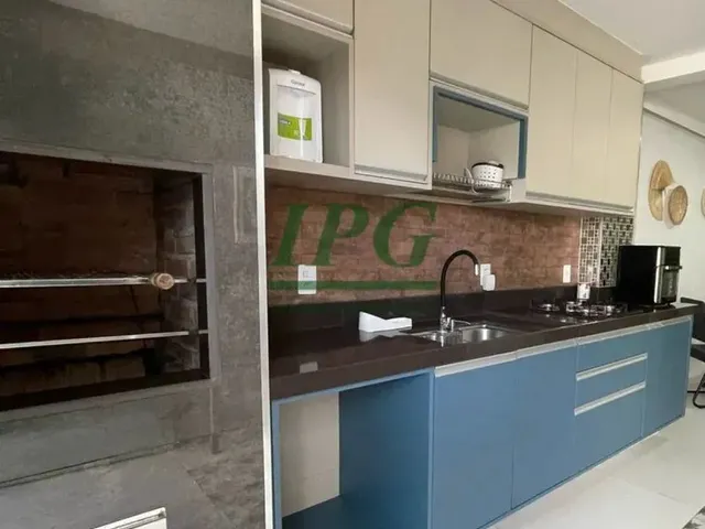 Imagem 16: Casa de 3 Quartos com 3 Suítes, Quintal com Vaga e Piscina na Praia do Morro, Em