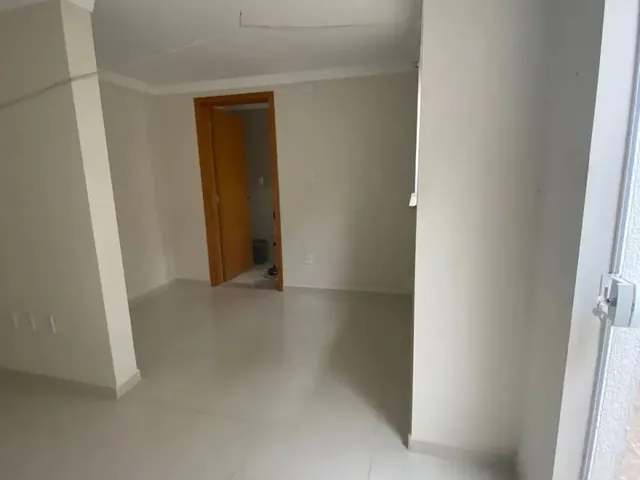 Imagem 2: Sobrado À Venda em Estrela