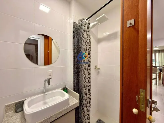 Imagem 7: Apartamento a Venda no Centro de Guarapari, Sendo 2 Suítes e Vaga de Garagem
