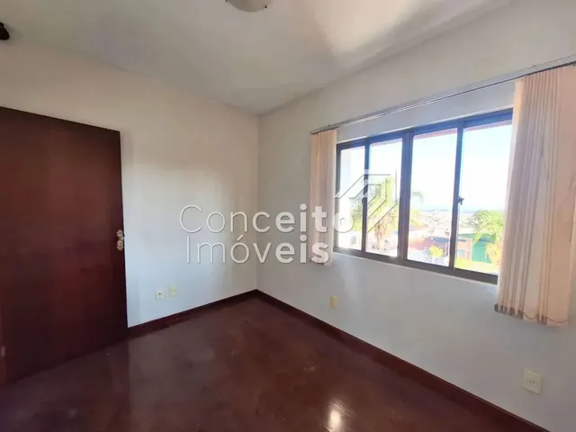 Imagem 14: Sobrado Triplex com Piscina - Nova Rússia