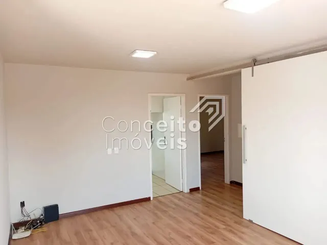 Imagem 7: Residência Térrea com Edícula - Oficinas - Semimobiliada