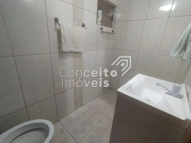 Imagem 7: Casa com Amplo Terreno - Uvaranas