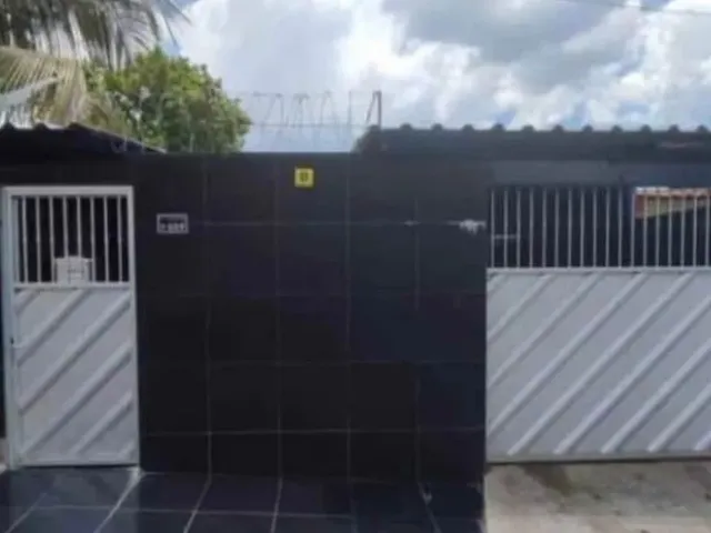 Imagem: A casa possui 2 Dormitórios e está localizado em Monte