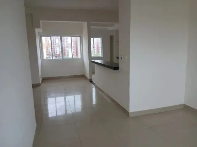 Imagem: O apartamento possui 3 Dormitórios, 2 Banheiros, 2 Vagas
