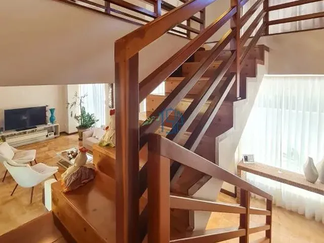 Imagem 5: BOSQUE DAS PALMEIRAS - Casa em Condomínio/ Casa duplex, aconchegante com 4 suites no