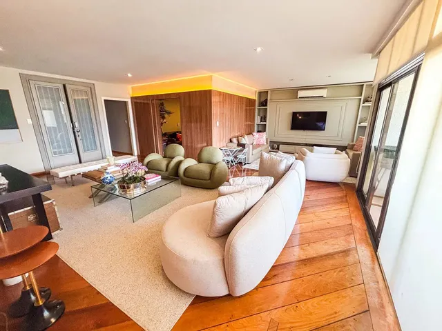 Imagem: Apartamento 3 Suítes À Venda no Centro
