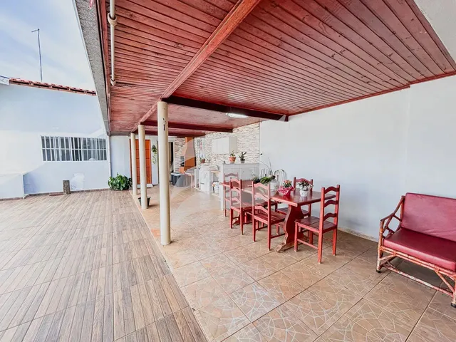 Imagem: Casa com 3 Dormitórios no Bairro Ipanema