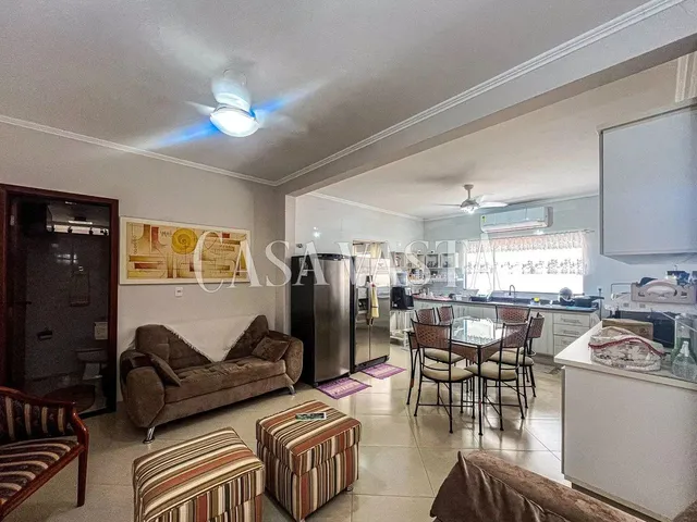 Imagem: Casa Padrão em Guararapes (Centro