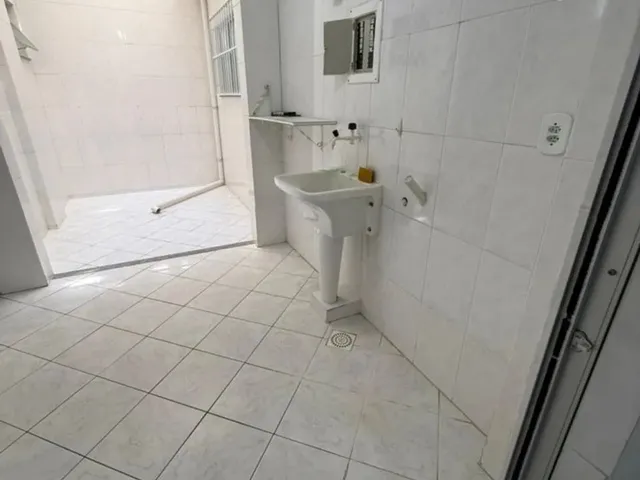 Imagem 13: Apartamento para Venda em Cabo Frio, Algodoal, 3 Dormitórios, 2 Suítes, 3 Banheiros, 2