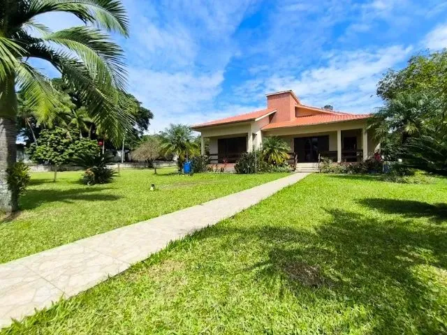 Imagem: Casa Sítio 3 Dorm Amplo Terreno Perto do