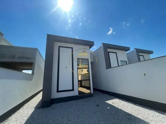 Imagem: Casa a Venda com 02 Dormitórios Sendo 01