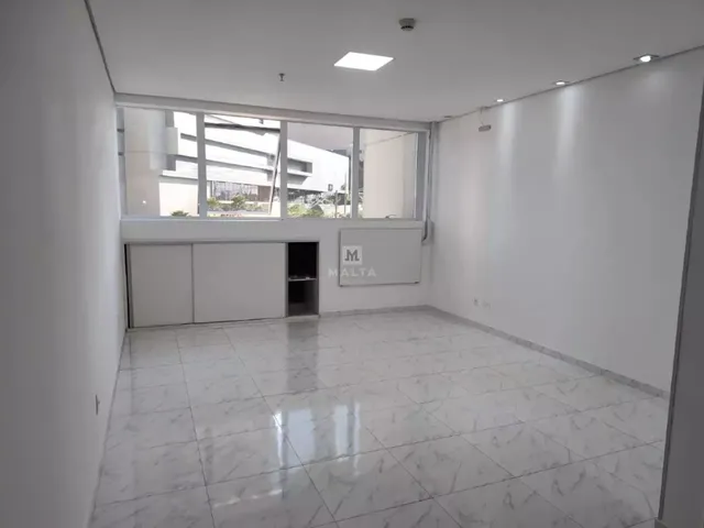 Imagem: Sala Comercial de Alto Padrão Prédio Imponente