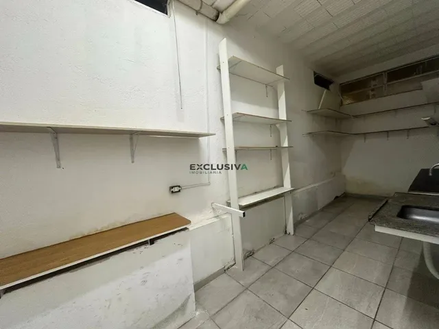 Imagem 8: Casa Comercial - 05 Salas - 01 Banheiro