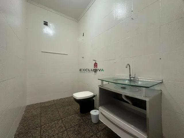 Imagem 6: Casa Comercial - 05 Salas - 01 Banheiro