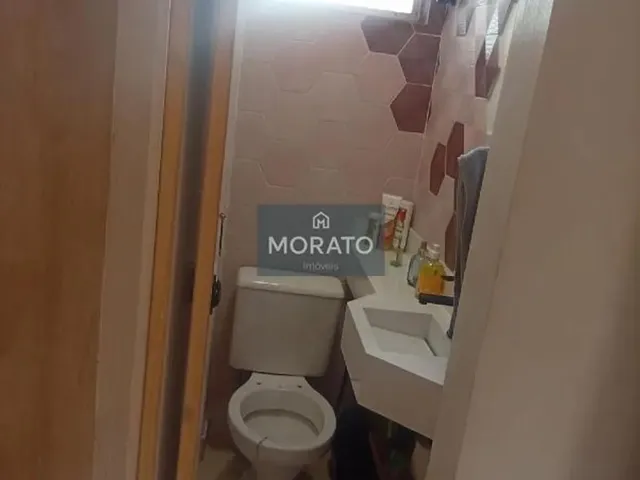 Imagem 2: Casa com 2 Quartos no Bairro Arvoredo em Contagem
