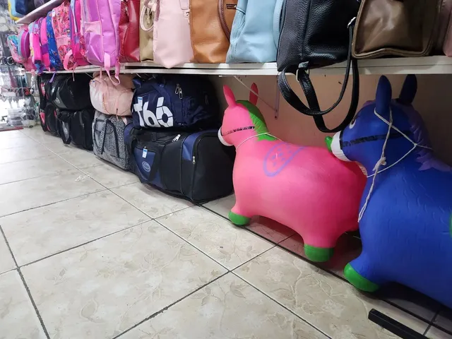 Imagem 5: Fundo de Loja com Ponto Comercial