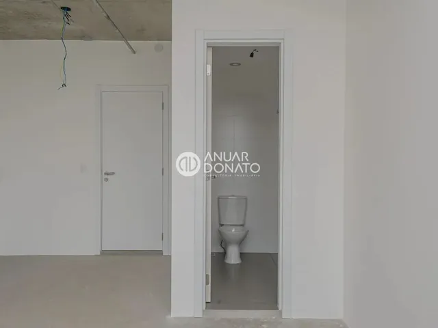 Imagem 2: Vale do Sereno - Sala(S) À Venda na Anuar Donato